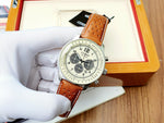 Beige/ivory dial